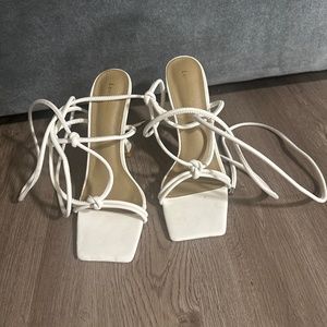Strappy sandal